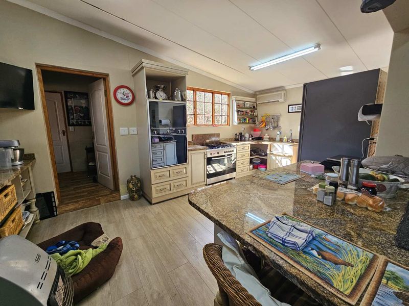 Exceptional Midlands Lifestyle Farm, Accommodation Business & Premier Fishing Destination - Photo 10
