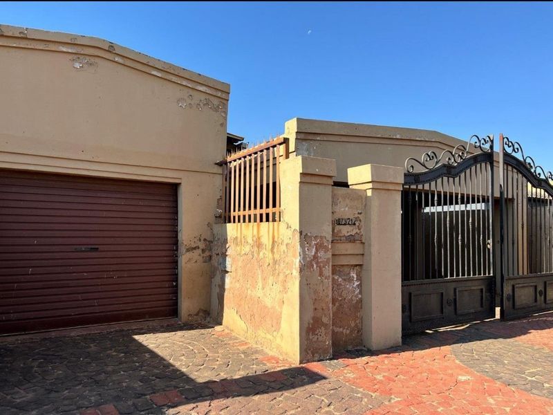 House in Roodekop - Photo 1
