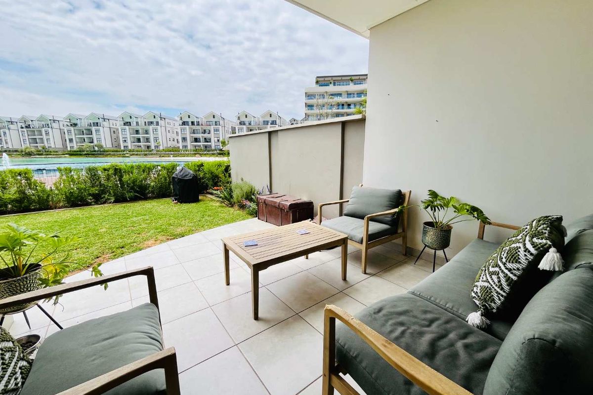 Luxurious 3 bedroom, lagoon facing apartment for rent at Munyaka Estate, Waterfall - Photo 2