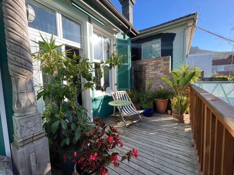 Most gorgeous character home for sale next to De Waal Park - Photo 10