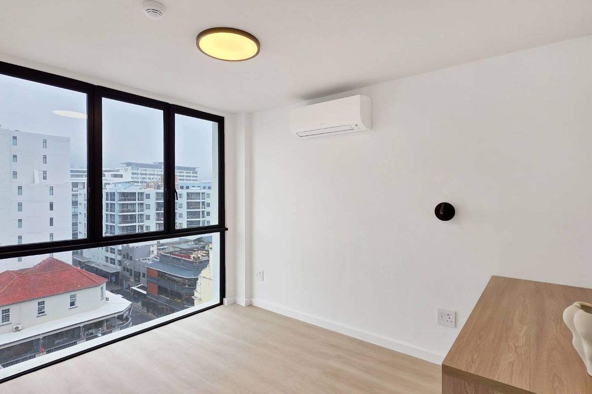 1 Bedroom Apartment in Ten on V - Photo 3