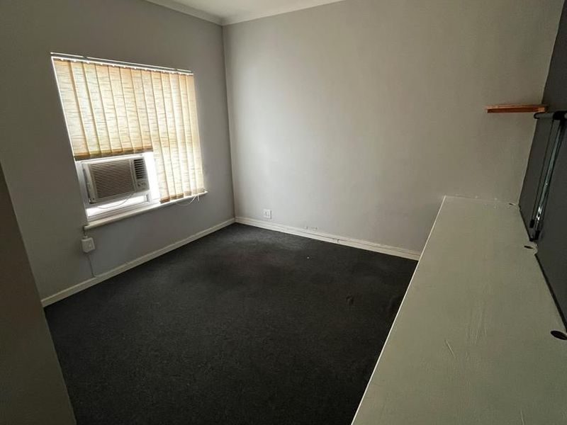 Business space to let in sort after Newton Park - Photo 9