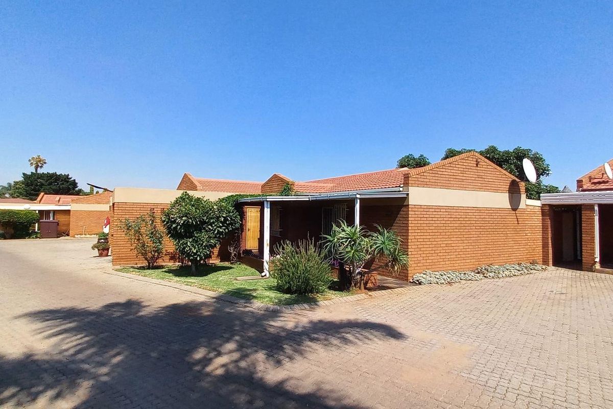 94m2 Witfield Townhouse For Sale - Photo 2