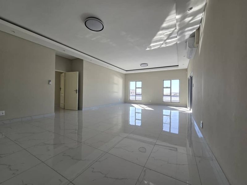 Luxury House for sale in Academia Ext 1 - Photo 3