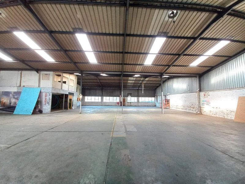 3 018m2 Warehouse To Let in Wadeville - Photo 10