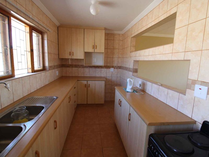 Well maintained Apartment Complex in CBD - Photo 2