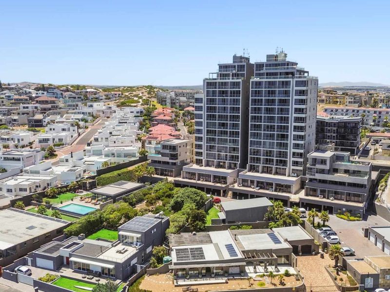 PRIME LOCATION ON THE BEACH FRONT IN BLAAUWBERG - Photo 5