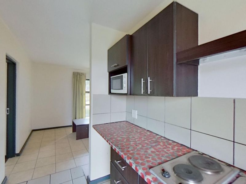 Excellent Investment Opportunity – Student Accommodation at Monash Village, Willowbrook - Photo 2