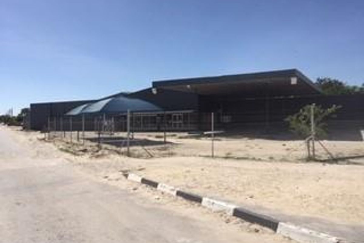 Showroom/Workshop/Office/Combination Property for Sale - PRIME Corner Property - Photo 3