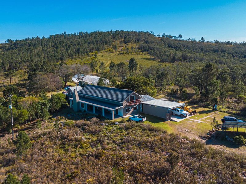Set within an unspoiled landscape of indigenous Fynbos, this exceptional lifestyle farm... - Photo 1