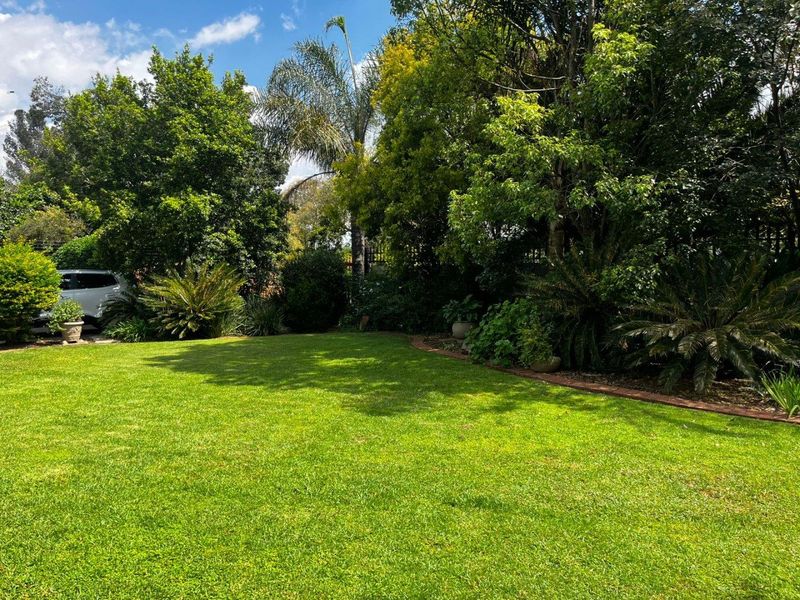 4 Bedroom family Home situated in the sought after area of farrarmere - Photo 6