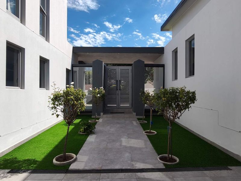 Your Coastal Sanctuary awaits - Photo 3