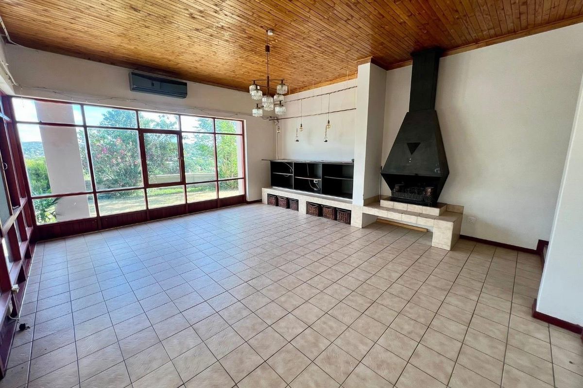 Eros- For Sale- N$5 200 000 - Photo 2