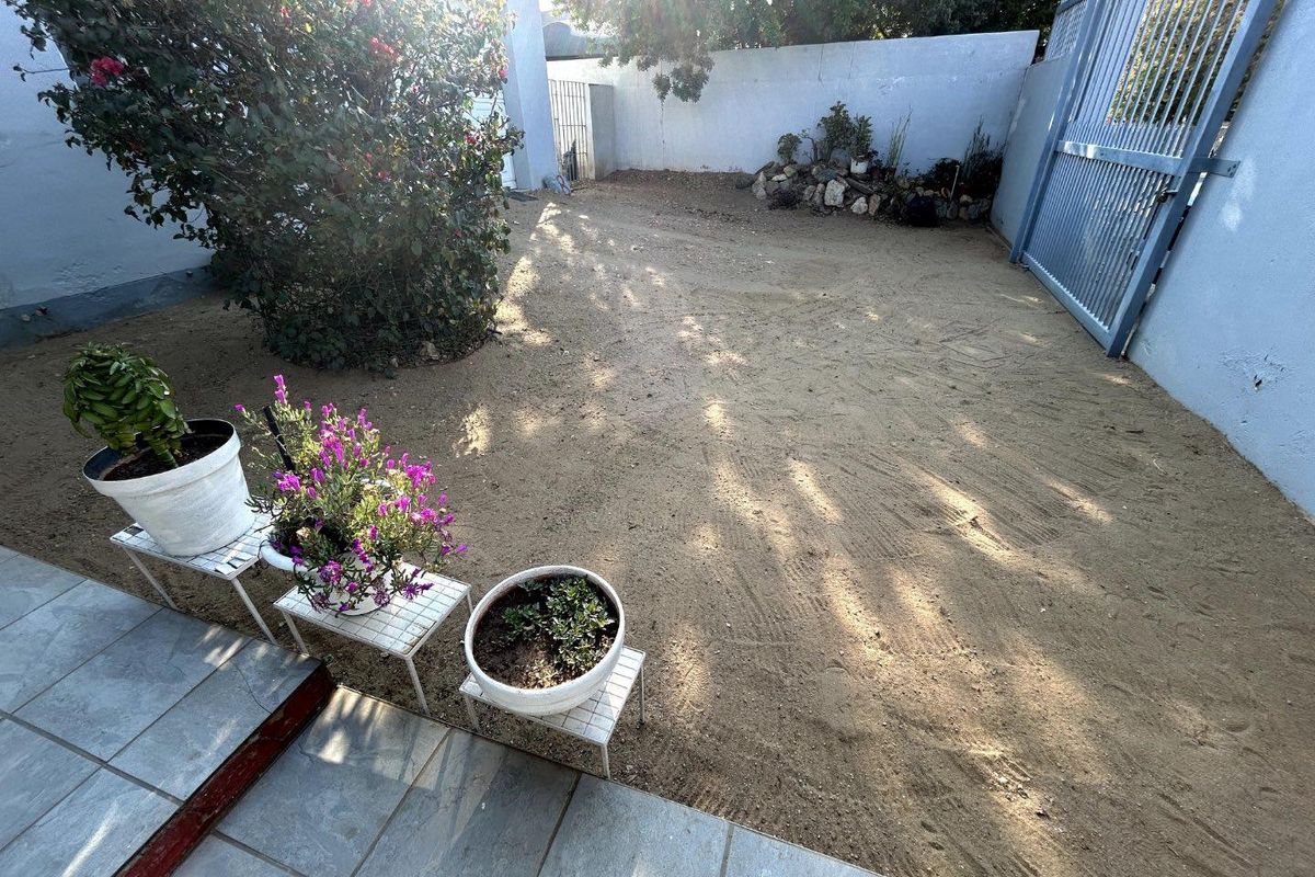 6-Bedroom Double-Storey House - Photo 4