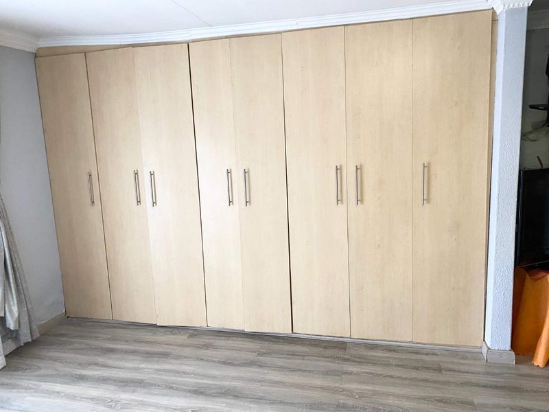 Modern Family Living On Spacious Stand In Daveyton - Photo 6