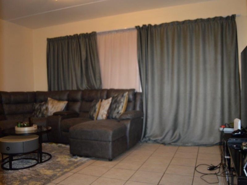 Welcome to Your Best Life at Birchleigh Boulevard Estate - Photo 5