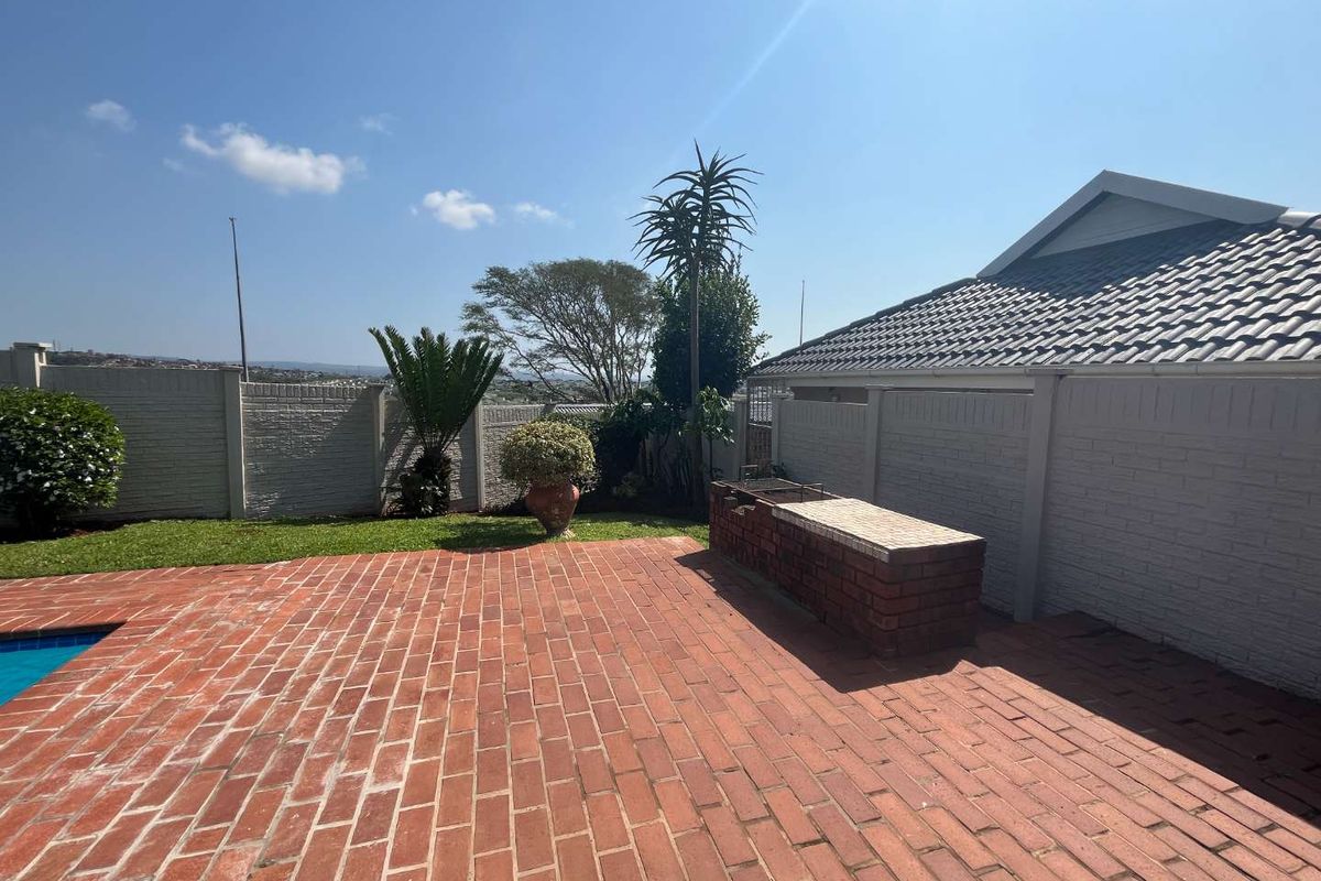 Hendra - Sunningdale 3 Bedroom simplex for Sale - Photo 3