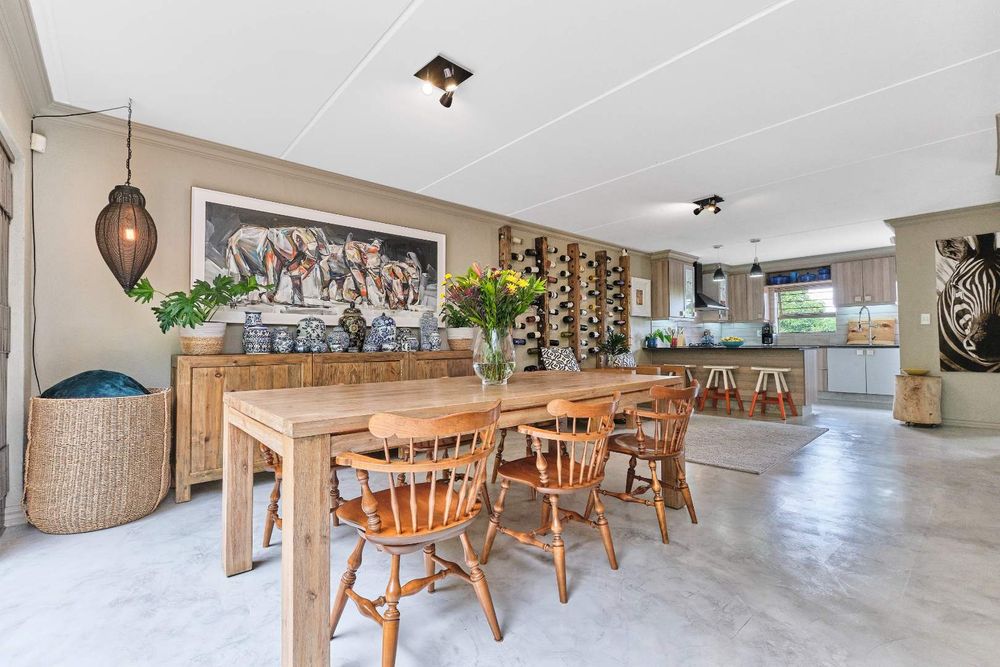 Open plan dining area.