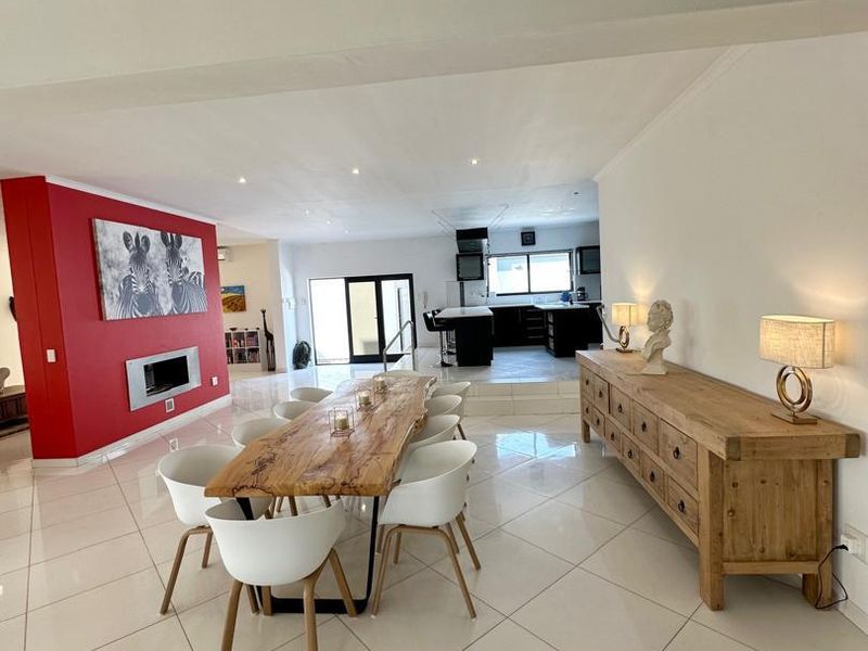 3 Bedrooms Furnished House To Rent in Ocean View - Photo 2