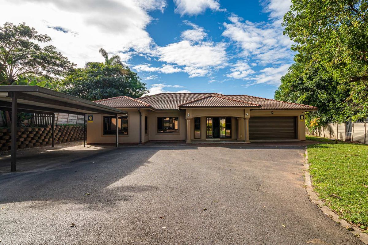 EXQUISITE 4 BEDROOM HOME IN SOUGHT AFTER AREA - Photo 2