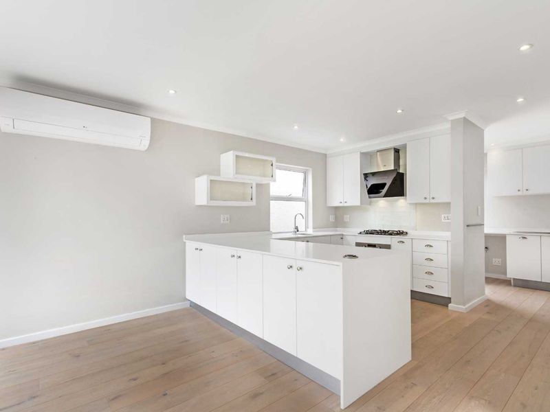 MODERN 3 BEDROOM CLUSTER FOR SALE IN FOURWAYS GARDENS - Photo 10