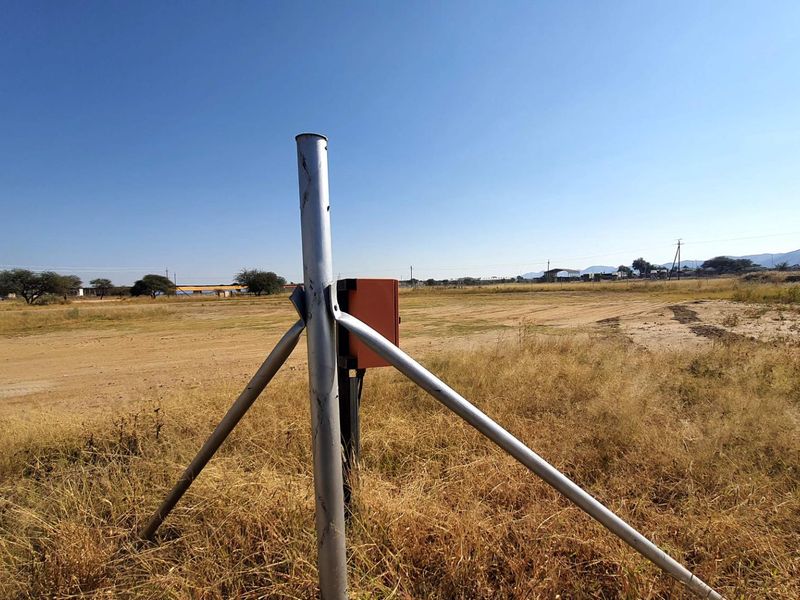 Versatile Industrial Land Ideal for Truck or Container Storage - Photo 5