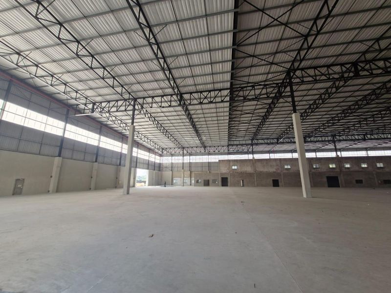 Hendra - Prime 23 000m2 Warehouse to Let – Cornubia - Photo 9