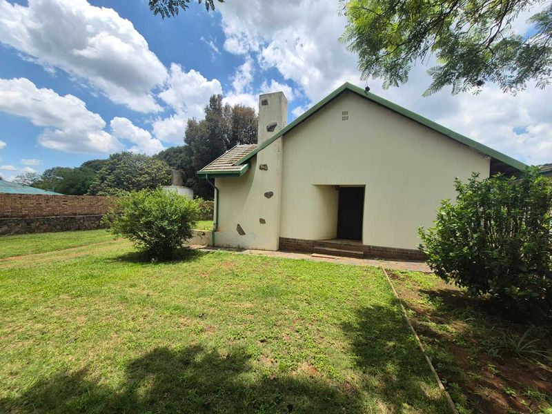 HOUSE FOR SALE, CLAREMONT - Photo 2