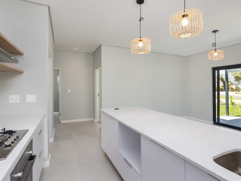 Paarl Valleij Lifestyle Estate & Farm Two-Bedroom unfurnished Home - Photo 5