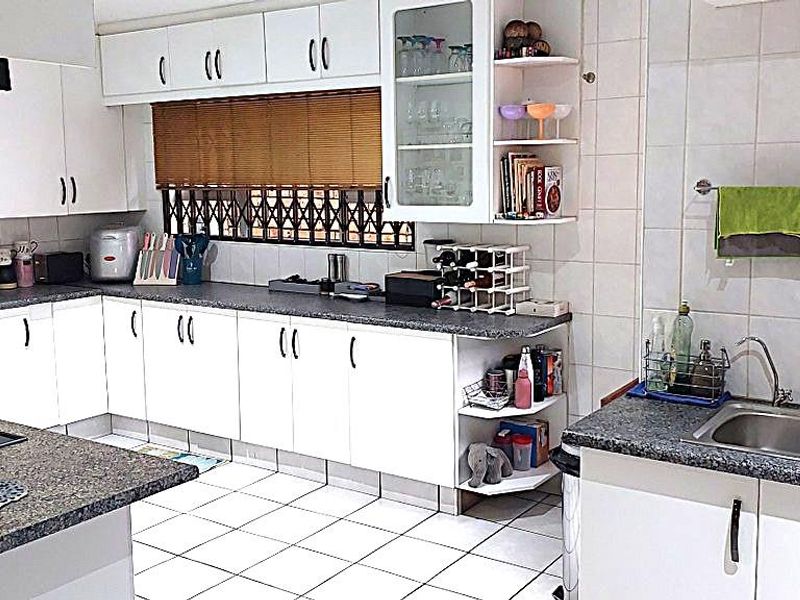 Modern Duplex with Solar Power in New Redruth - Photo 6