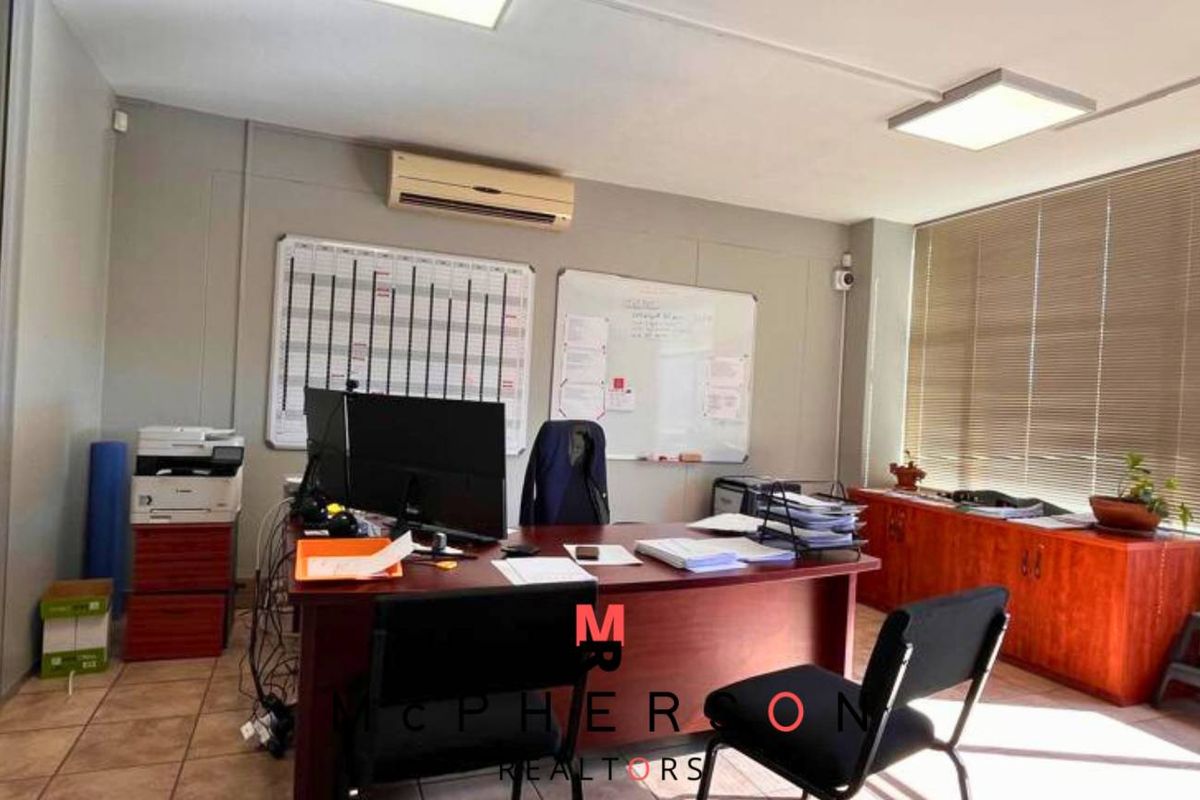 Office Block For Sale - Photo 4