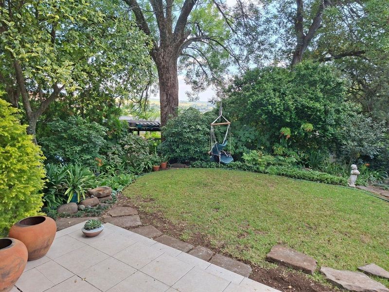 3 Bedroom Family Home with Flatlet in Drakensview, Estcourt - Photo 2