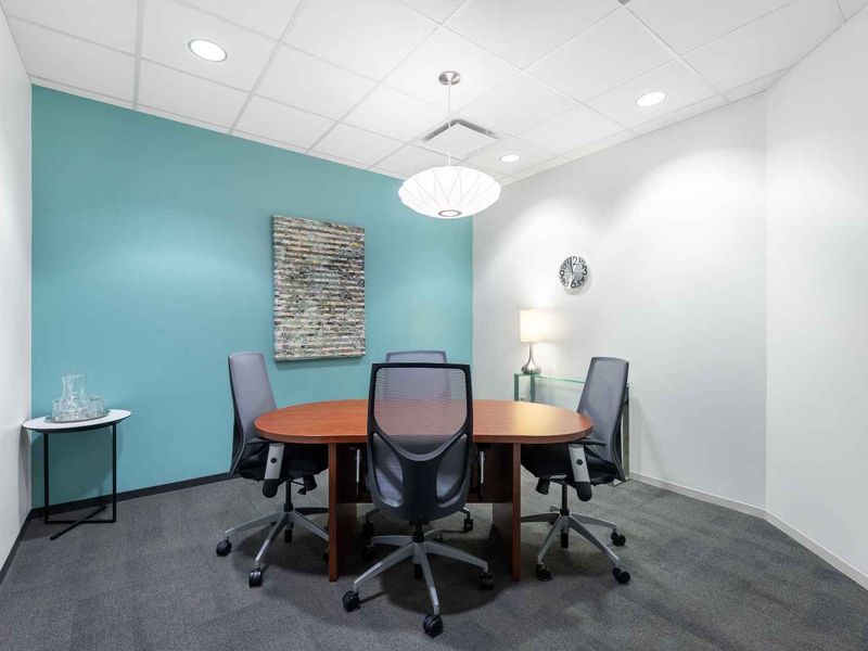 Flexible coworking memberships in Regus Bird Sanctuary - Photo 4