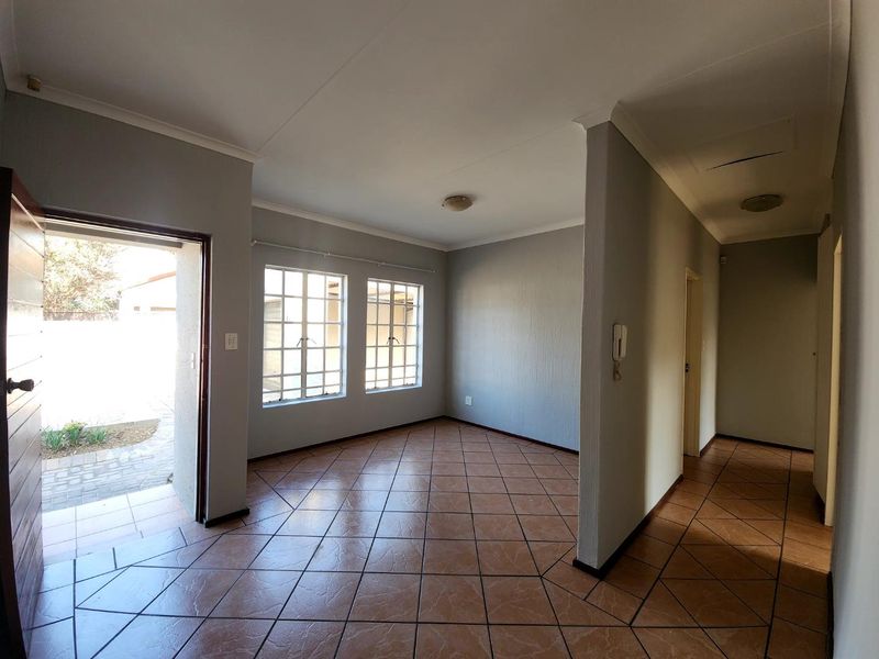 Beautiful 2 bedroom home in Craigavon - Photo 6