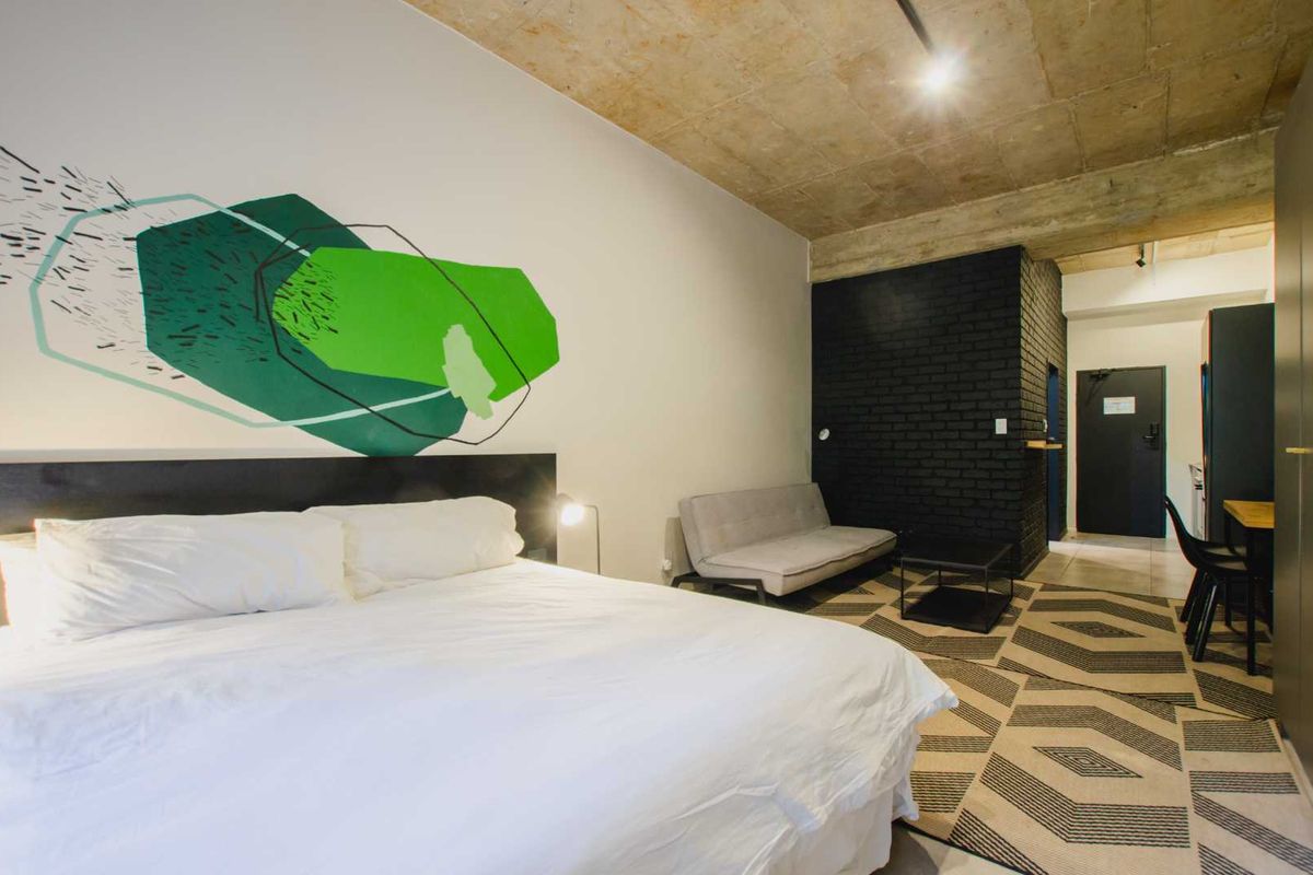 Modern Furnished Studio Apartment in Sandton CBD - Photo 4