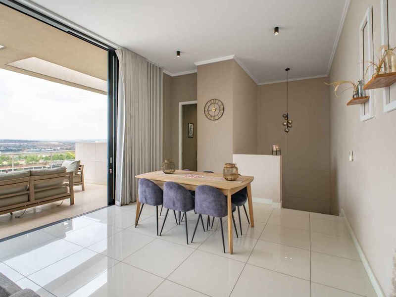 Fully Furnished 2 bedroom penthouse for sale at Ellipse - Photo 7