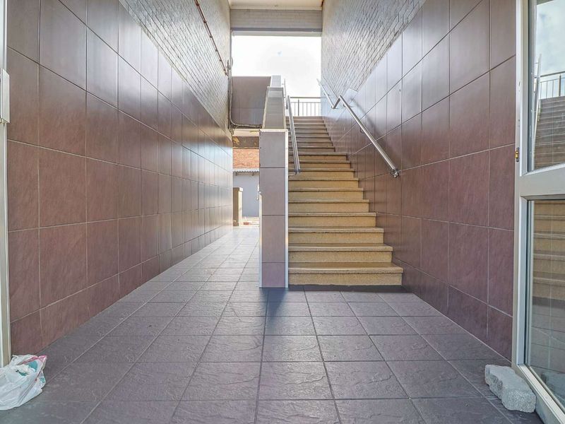 Top quality block of flats with 22 units, for sale in La Rochelle - Photo 3