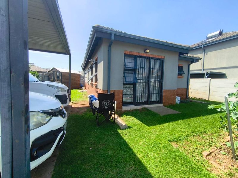 Stylish 3 Bedroom Home for Sale in Leopards Rest, Alberton - Photo 4