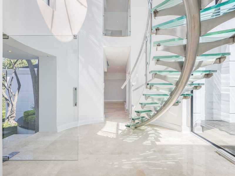 4 Bedroom House for Sale in Dainfern Golf Estate - Photo 6