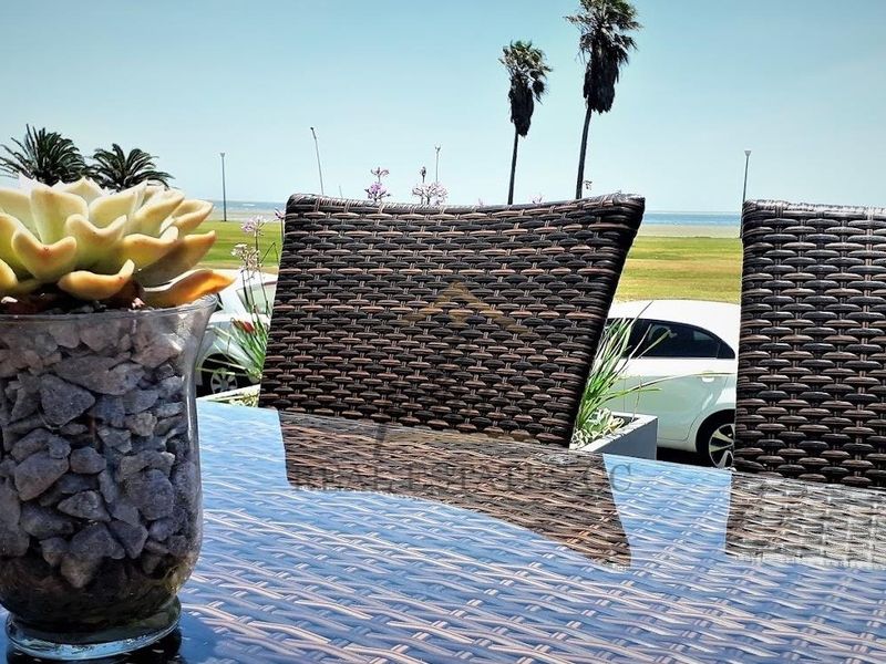 Dazzling & Chic Boutique hotel, CC registered  with spectacular views for sale in Walvis Bay, Namibia selling for N$26 mil !!! - Photo 4