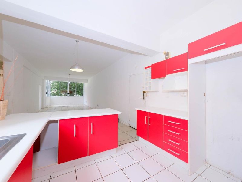 Priced to sell Urgently! Airy &Bright - Photo 7