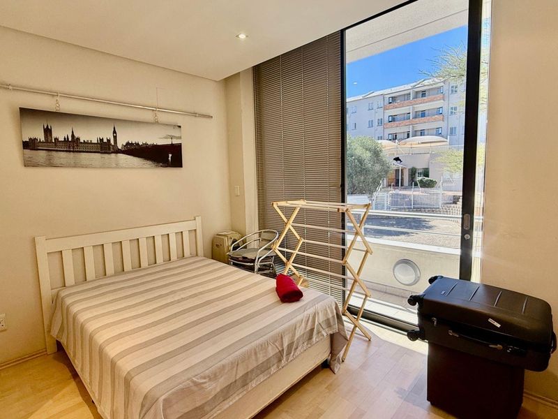 WINDHOEK CENTRAL - VERY NEAT APARTMENT - CC - NS2 300 000 - Photo 3