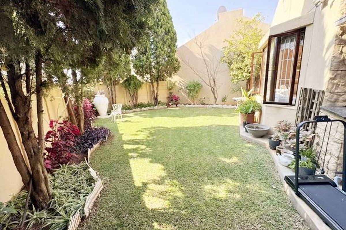 3 BED 2 BATH UNFURNISHED CLUSTER MORNINGSIDE FOR RENT - Photo 3