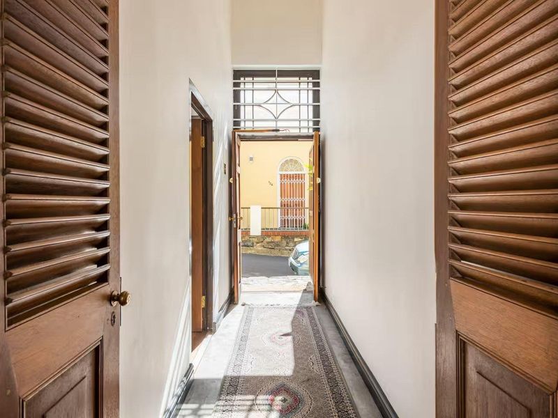 Charming Fully Furnished Cottage in the Heart of Bo-Kaap 6-Month Rental Opportunity - Photo 7