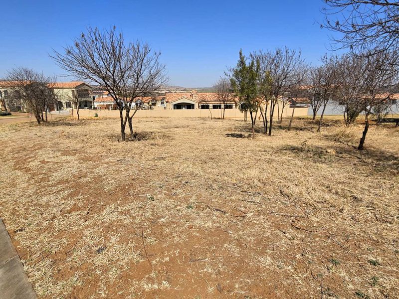 Vacant Stand in Estate d Afrique - Photo 2