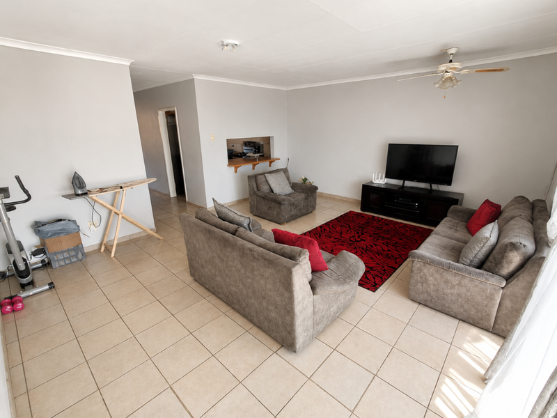 2 bedroom apartment - Photo 6