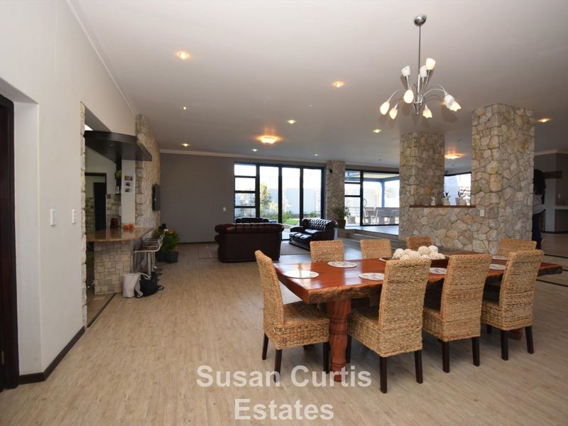 5 bedrooms House in Ocean View - Photo 3