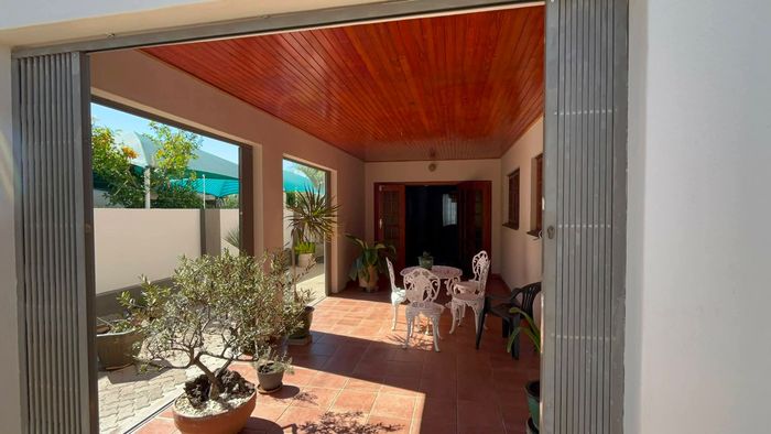 Property #2517917, House For Sale in Pioniers Park