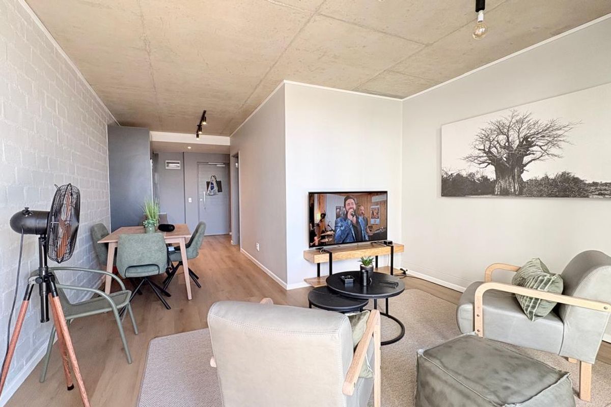 Riverlands Aparment, Observatory! - Photo 2