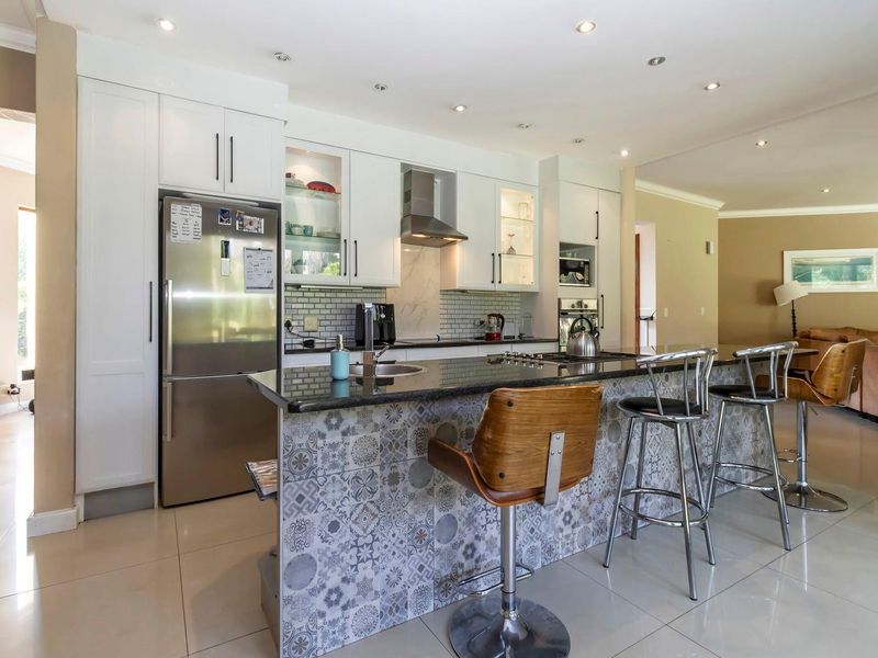 Stunning family home - Photo 3